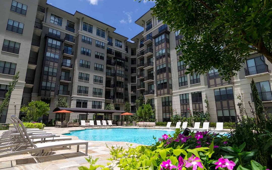 TANGLEWOOD AREA APARTMENT LIVING